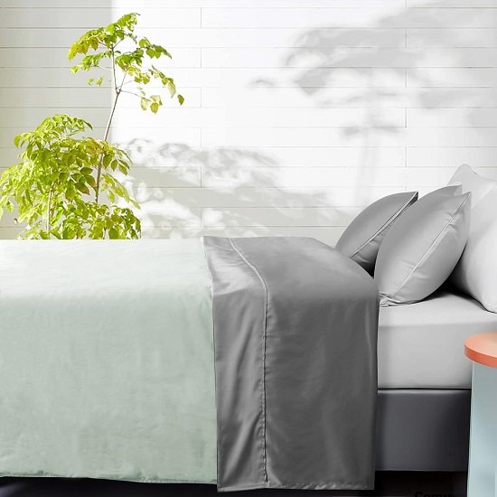 1 Piece Satin Flat Sheet,Luxury Extra Soft Silk Top Sheet-Gray Flat Bed Sheet 102×90inches，Wrinkle, Fade, Stain Resistant (Gray, Flat Sheet(90''×102''))